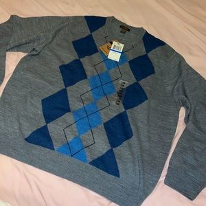 Dockers gray sweater